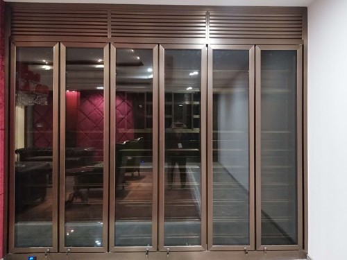 紅古銅不銹鋼門(mén)