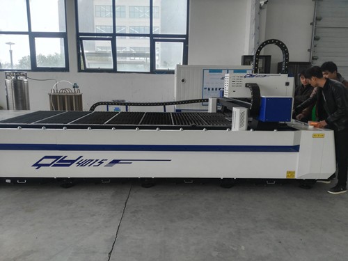 不銹鋼激光切割加工車間