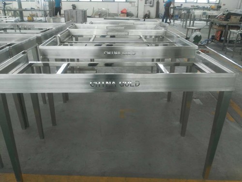 黃金珠寶展柜定制現(xiàn)場(chǎng)圖片